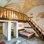 게스트하우스 Masseria Prontera With Pool 4*