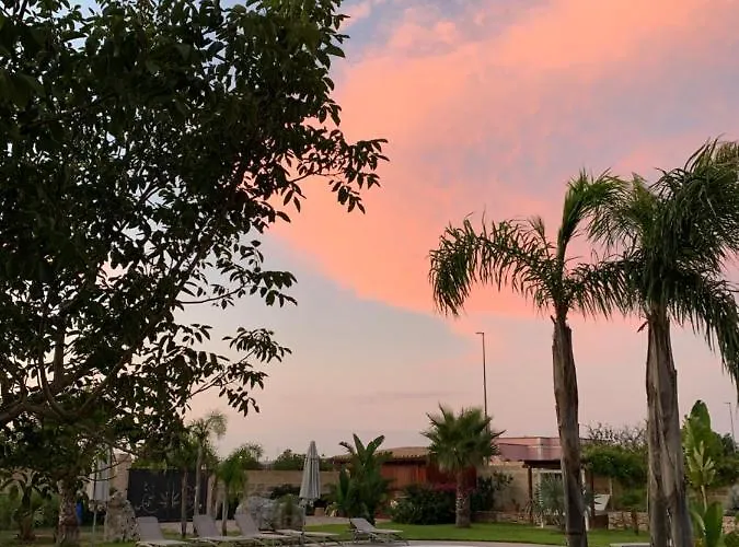 Masseria Prontera With Pool Gasthuis