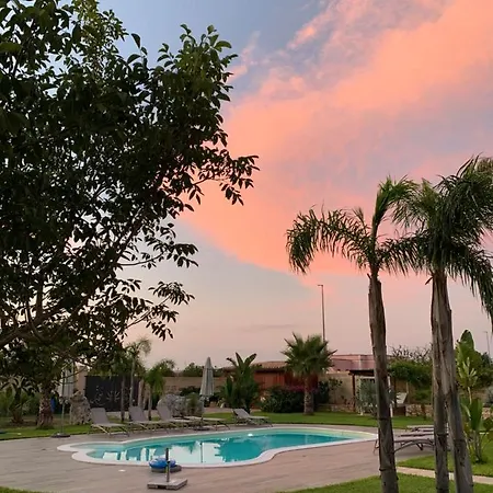 Masseria Prontera With Pool بيت ضيافة