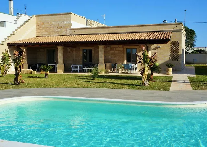 Penzion Masseria Prontera With Pool Giuliano